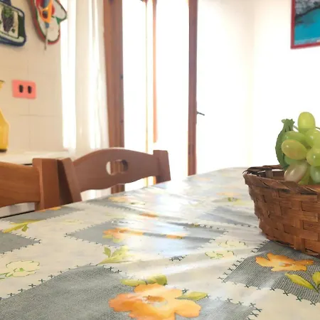 Apartment La Casa Del Mare *